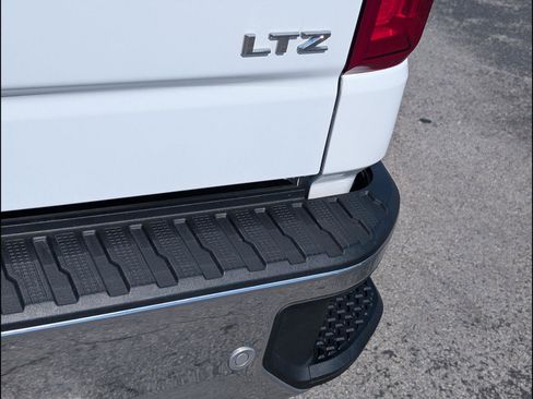 Used 2024 Chevrolet Silverado 1500 LTZ w/ LTZ Convenience Package II image 23