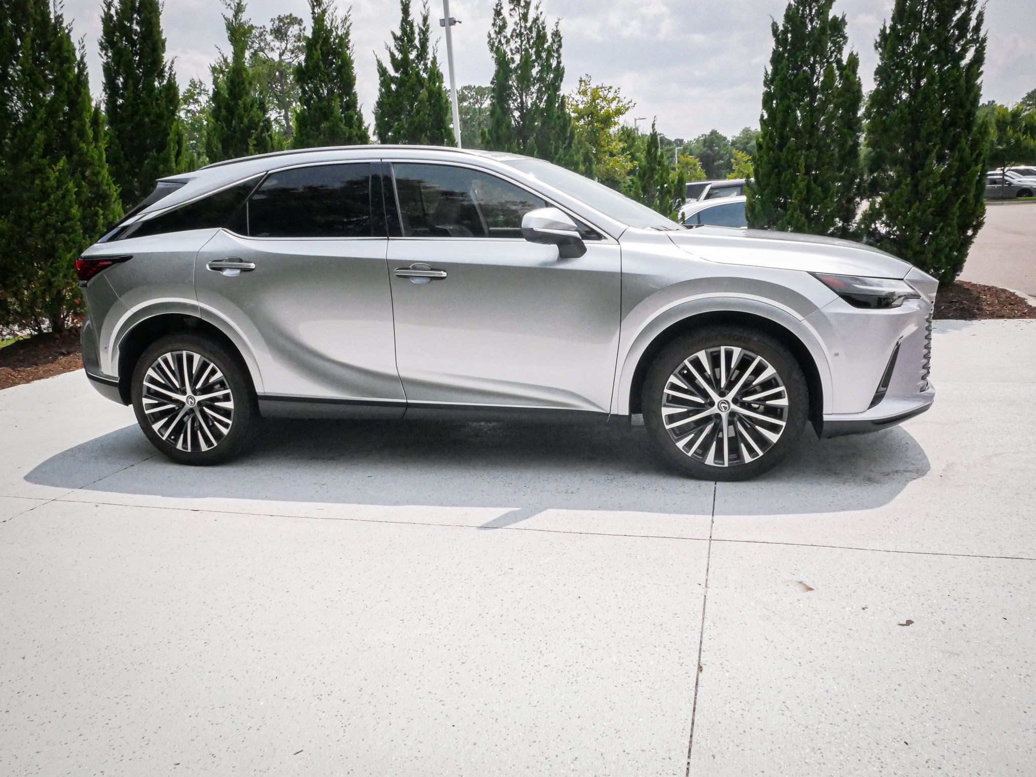 Used 2024 Lexus RX 350 Premium Plus w/ Convenience Package FWD image 11