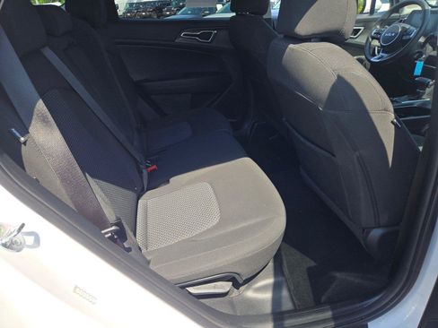 Used 2025 Kia Sportage LX AWD/4WD image 20
