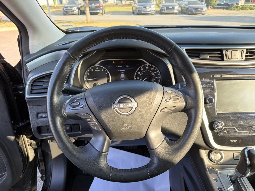 Used 2023 Nissan Murano SV FWD image 23