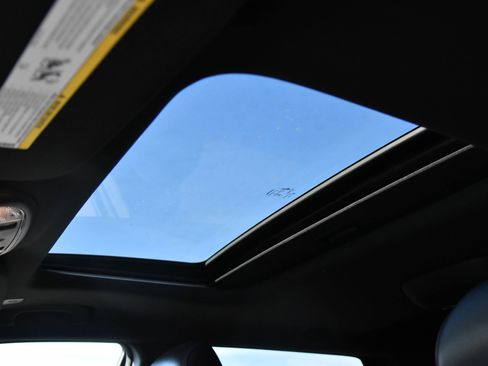 Used 2024 Dodge Durango GT image 37