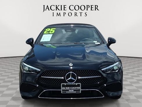 Used 2025 Mercedes-Benz CLE 300 4MATIC Cabriolet image 2