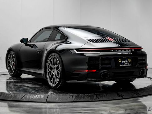 Used 2020 Porsche 911 Carrera 4S image 9