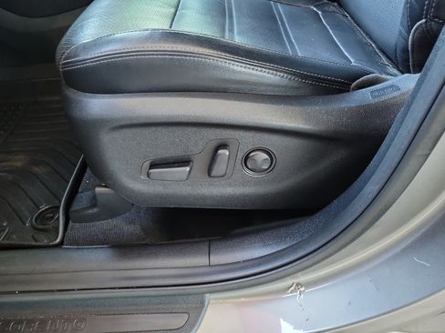 Used 2019 Kia Sorento EX image 18