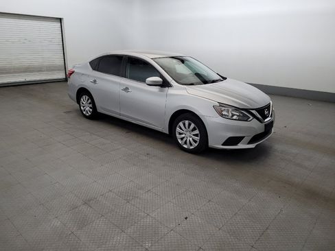 Used 2019 Nissan Sentra S FWD image 11