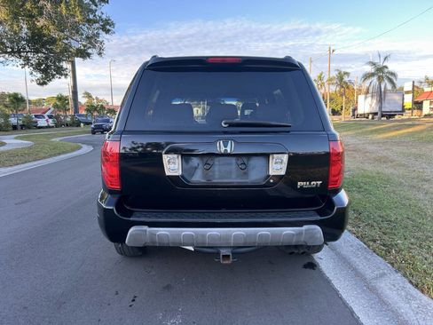 Used 2004 Honda Pilot EX image 8