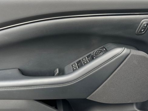 Certified 2022 Ford Mustang Mach-E Select image 11