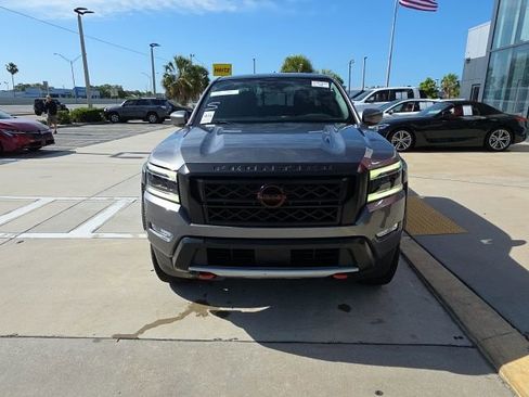 Used 2023 Nissan Frontier Pro-X w/ Technology Package image 9