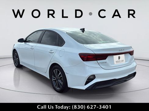 Used 2023 Kia Forte LXS FWD image 13