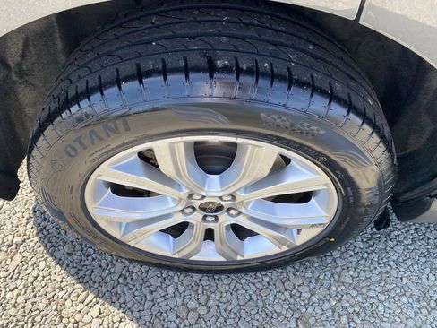 Used 2024 Ford Edge Titanium AWD/4WD image 25
