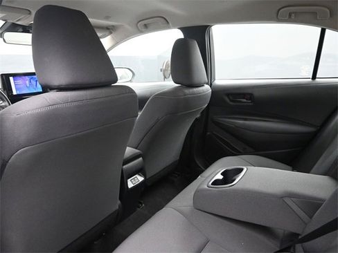 Used 2023 Toyota Corolla LE image 10