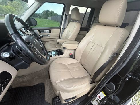 Used 2016 Land Rover LR4 HSE AWD/4WD image 18