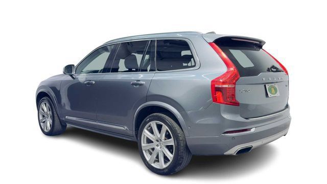 Used 2016 Volvo XC90 T5 Inscription w/ Vision Package AWD/4WD image 4