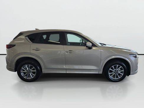 Used 2025 MAZDA CX-5 AWD 2.5 S w/ Select Package image 2