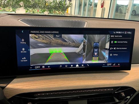 Used 2025 BMW 330i Sedan image 29