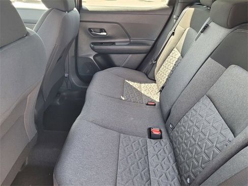 New 2025 Nissan Kicks SV image 6