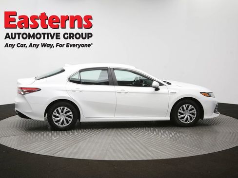 Used 2020 Toyota Camry LE image 45