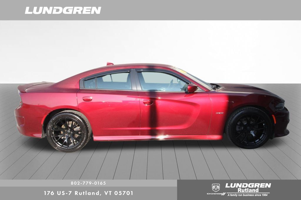 Used 2019 Dodge Charger R/T w/ Plus Group RWD image 9