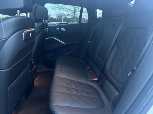 Used 2026 BMW X6 xDrive40i image 13
