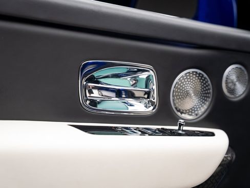 Used 2021 Rolls-Royce Cullinan Black Badge image 55