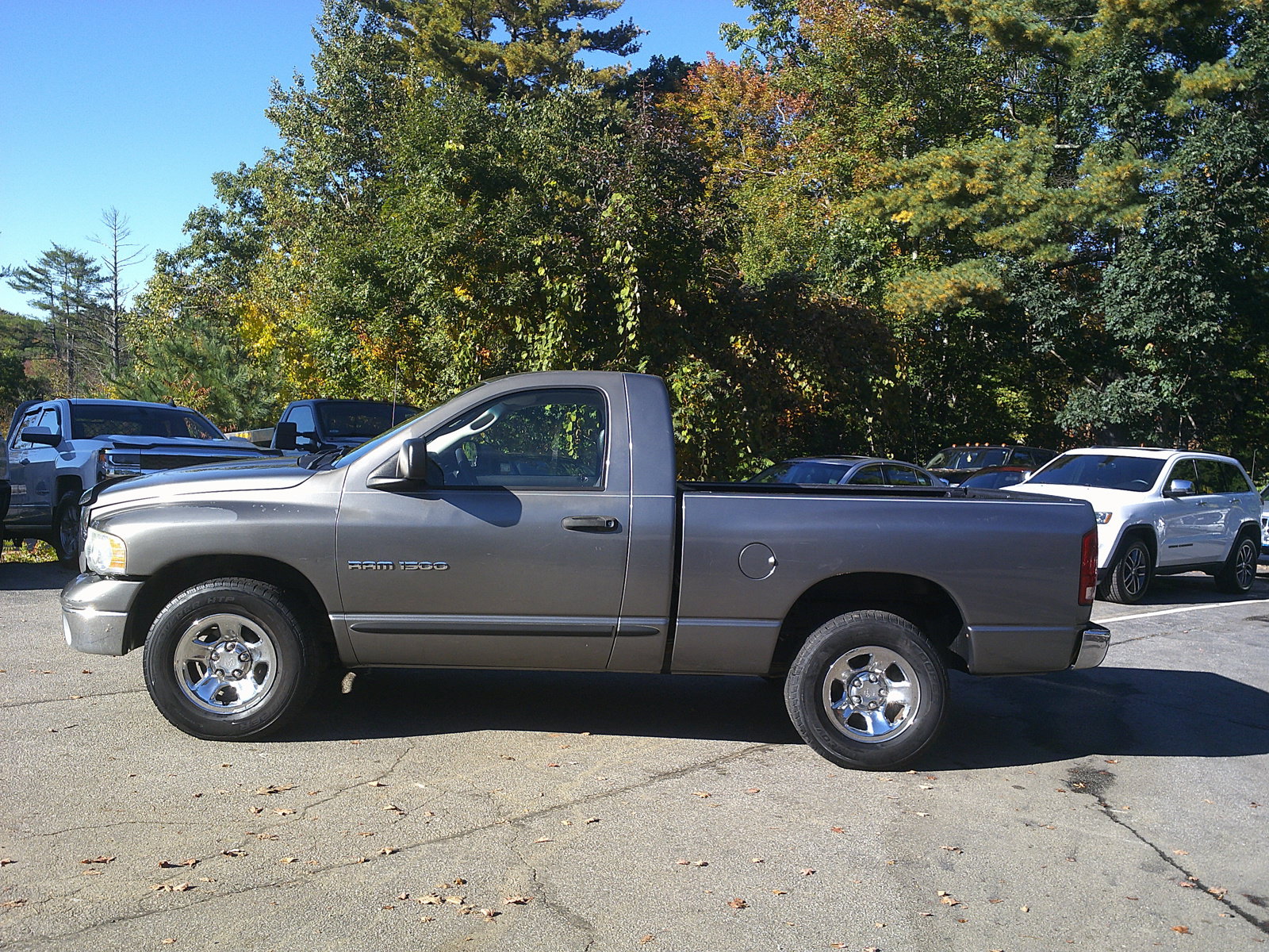 Used 2005 Dodge Ram 1500 Truck ST w/ ST Value Group RWD image 8