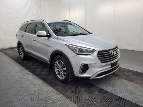 Used 2018 Hyundai Santa Fe SE image 13