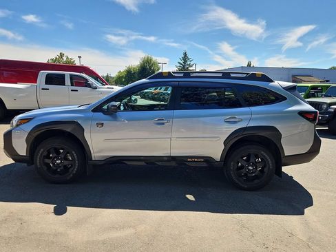 Used 2024 Subaru Outback Wilderness AWD/4WD image 4