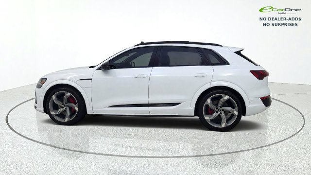 Used 2024 Audi Q8 e-tron Premium AWD/4WD image 5