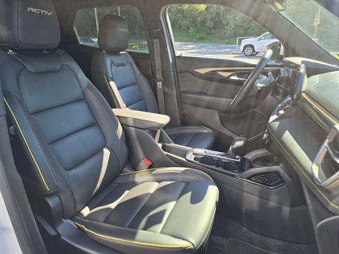Used 2024 Chevrolet TrailBlazer ACTIV w/ Convenience Package AWD/4WD image 15