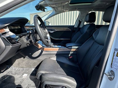 Used 2021 Audi A8 L 4.0T w/ Luxury Package image 19