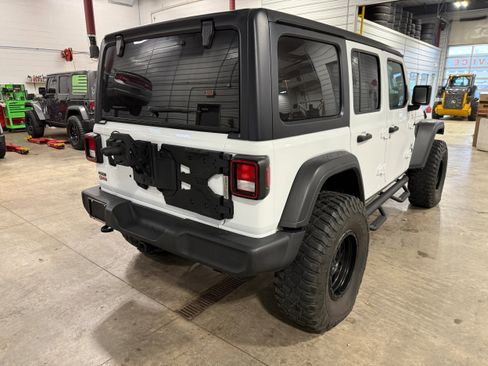 Used 2022 Jeep Wrangler Unlimited Sport AWD/4WD image 21