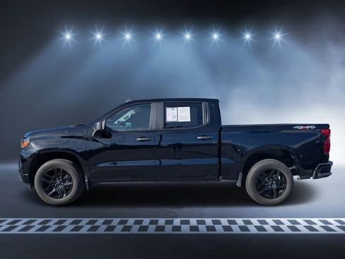 Used 2022 Chevrolet Silverado 1500 Custom image 6