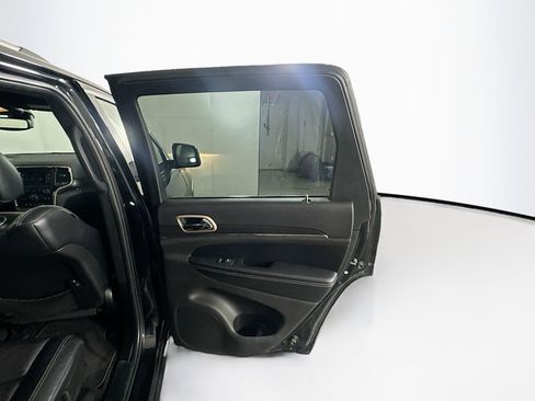 Used 2017 Jeep Grand Cherokee Limited image 30