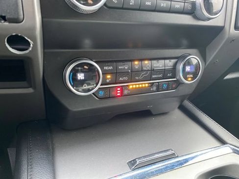 Used 2021 Ford Expedition XLT AWD/4WD image 11