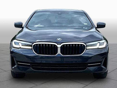 Used 2023 BMW 530i w/ Convenience Package RWD image 3