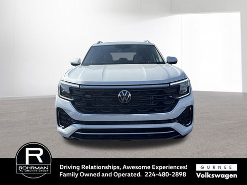 New 2026 Volkswagen Atlas SEL Premium R-Line image 3