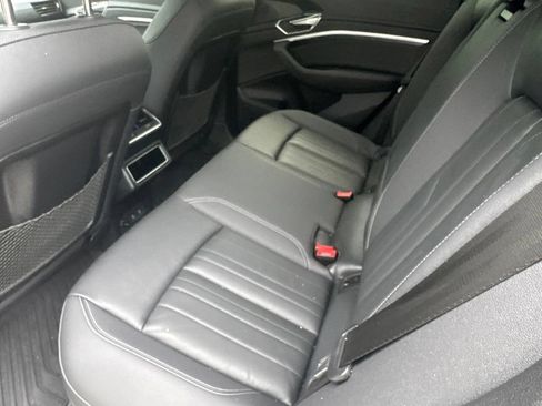 Used 2024 Audi Q8 e-tron Premium AWD/4WD image 13