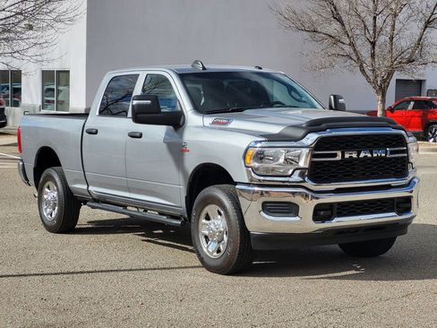 Used 2024 RAM 2500 Tradesman w/ Chrome Appearance Group image 3