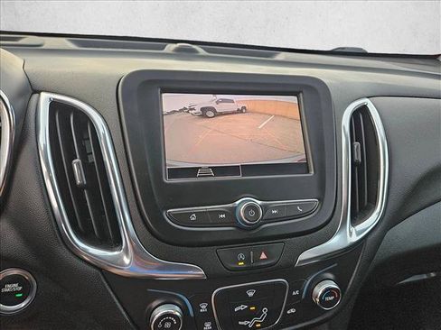 Used 2023 Chevrolet Equinox LT AWD/4WD image 18