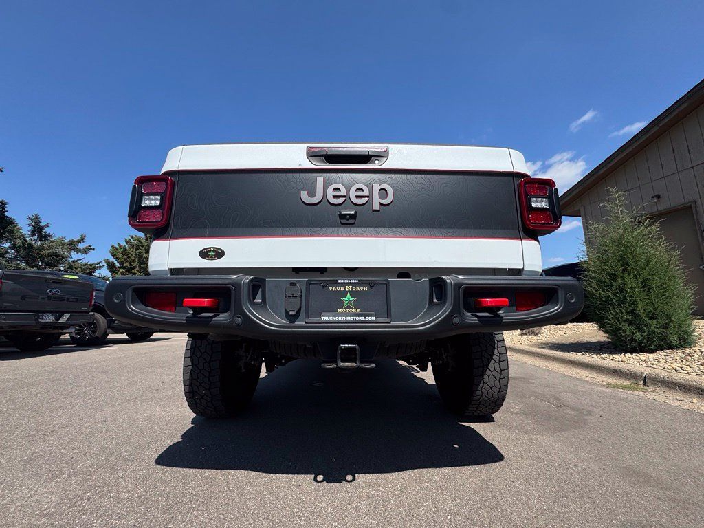 Used 2021 Jeep Gladiator Rubicon AWD/4WD image 11