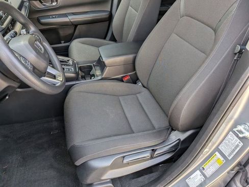 Used 2023 Honda CR-V LX image 16
