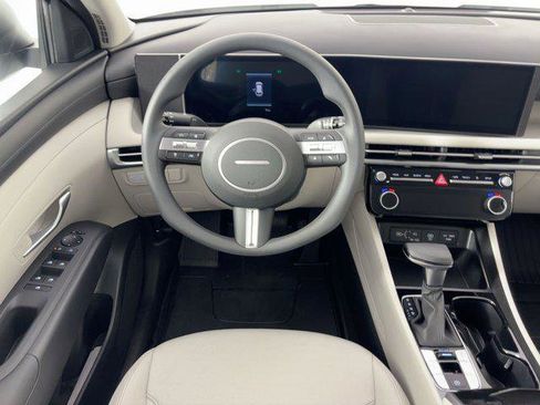 New 2026 Hyundai Tucson SEL image 25