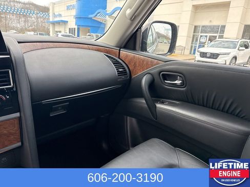 Used 2024 Nissan Armada SL w/ Captain's Chairs Package image 16