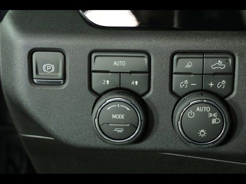 New 2026 Chevrolet Silverado 1500 LT w/ Safety Package AWD/4WD image 13