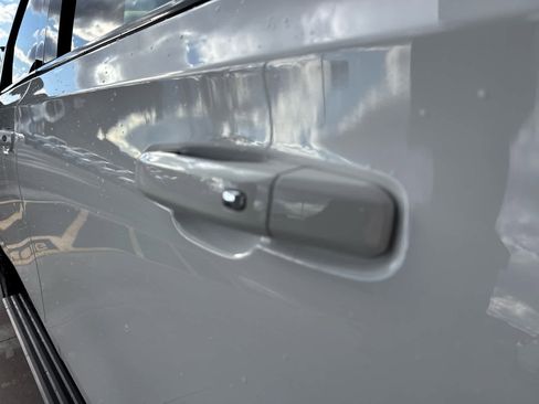 Certified 2023 GMC Yukon AT4 image 30