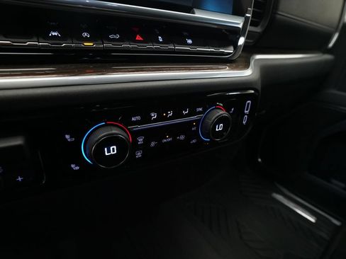 Used 2024 Chevrolet Silverado 1500 LT w/ LPO, Dark Essentials Package AWD/4WD image 20