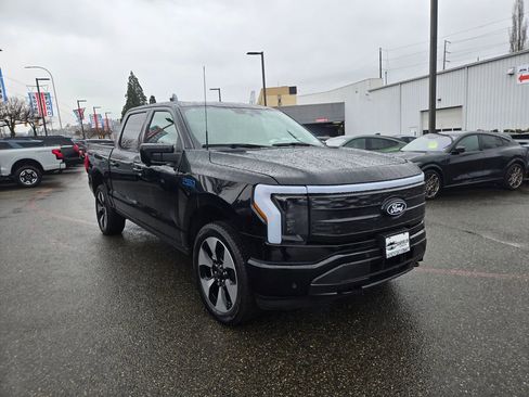 Used 2025 Ford F150 Lightning Platinum image 3