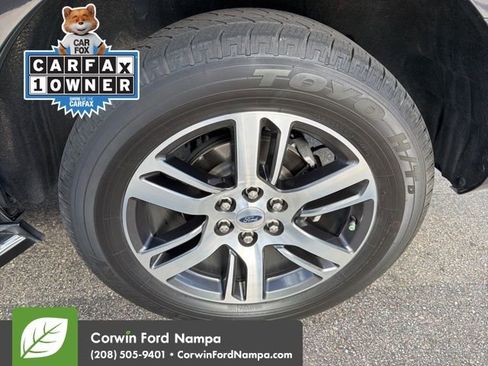 Used 2023 Ford Expedition XLT image 11