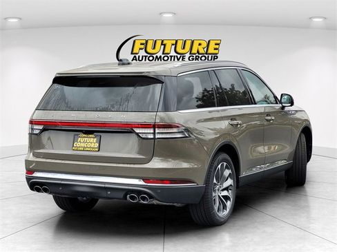 New 2025 Lincoln Aviator Reserve image 3