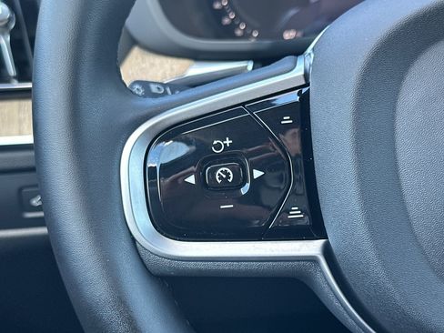 Used 2026 Volvo XC60 B5 Plus w/ Climate Package AWD/4WD image 30